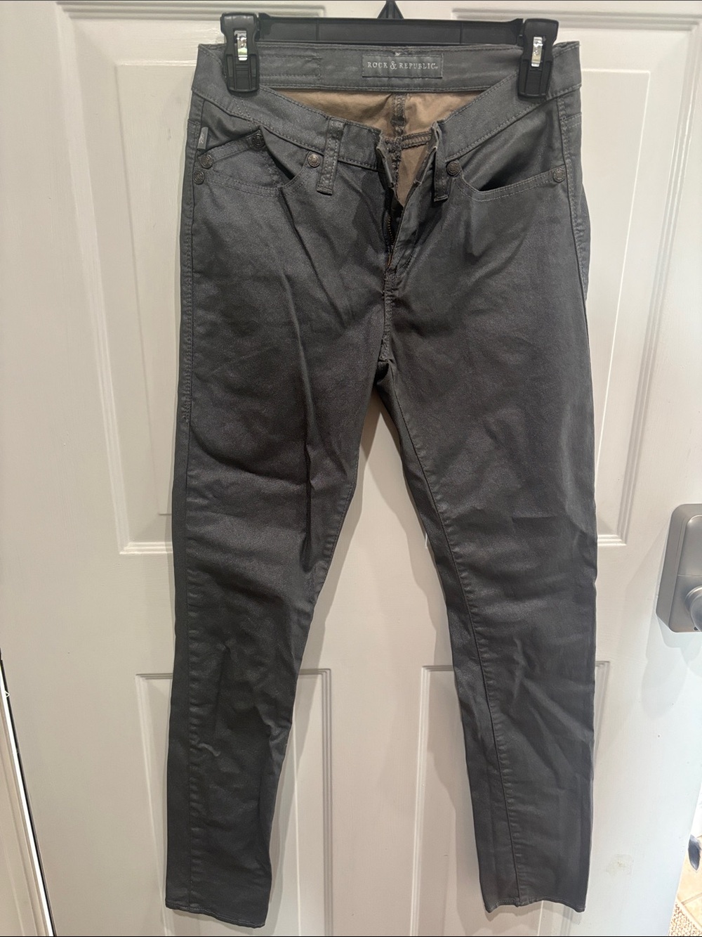Rock & Republic Slim Women’s Jeans in Gray (slight sparkle)